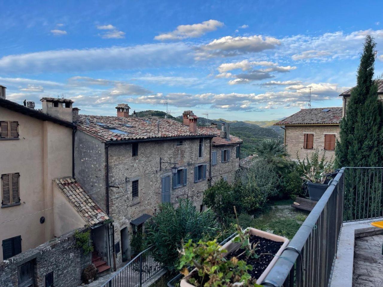 Villa Casa Di Duccio Montone  Exterior foto